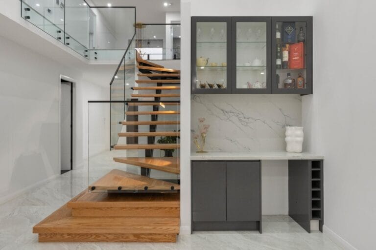 Sommervaille, Catherine Field5