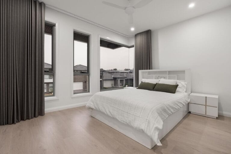 Sommervaille, Catherine Field8